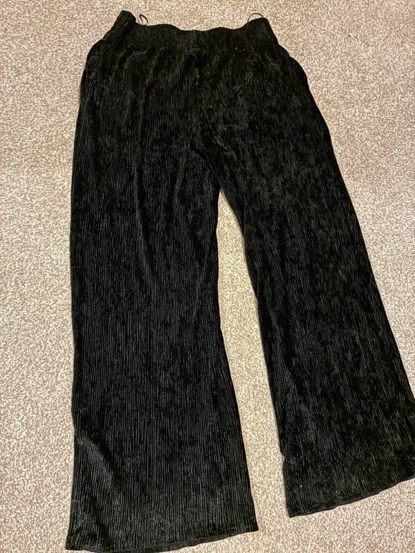 Topshop Topshop Velvet Wide-Leg Trousers – Women’s UK 12”
