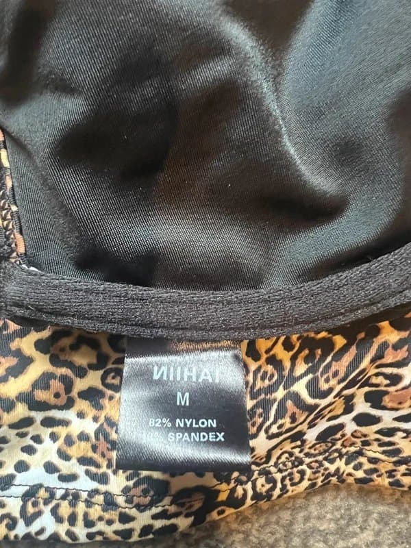 NiiHAi NiiHAi leopard bikini top and shorts size medium