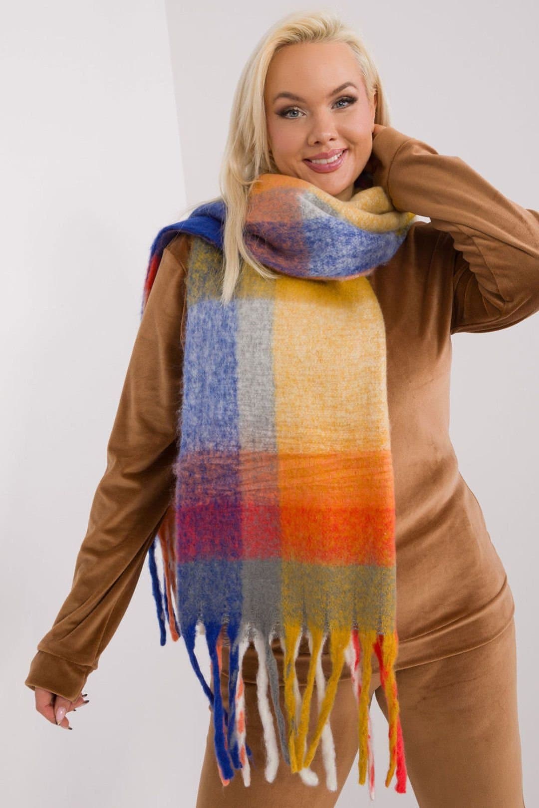 Love Lace Love Lace Women's Colorful Plaid Polyester Scarf with Tassels in
