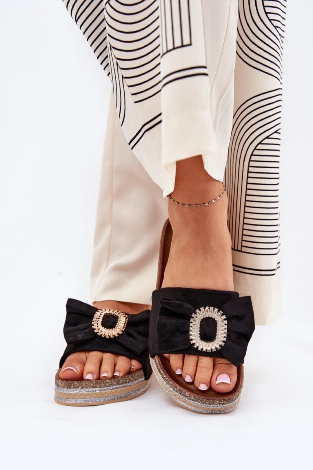 Love Lace Love Lace Women's Suede Platform Slippers with Bow Front & Glitter Brooch in Black