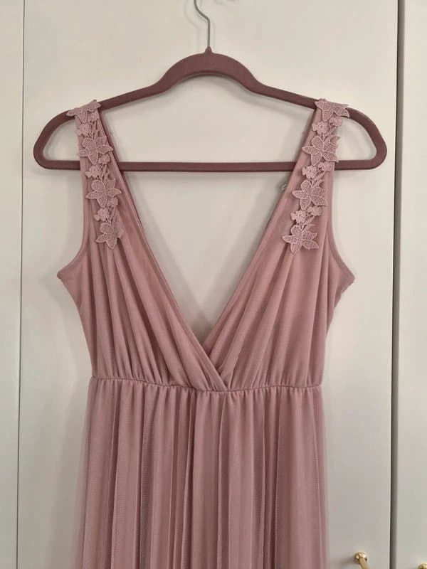 ASOS BNWT Asos design pleated tulle maxi dress with lace applique in blush pink - size 8