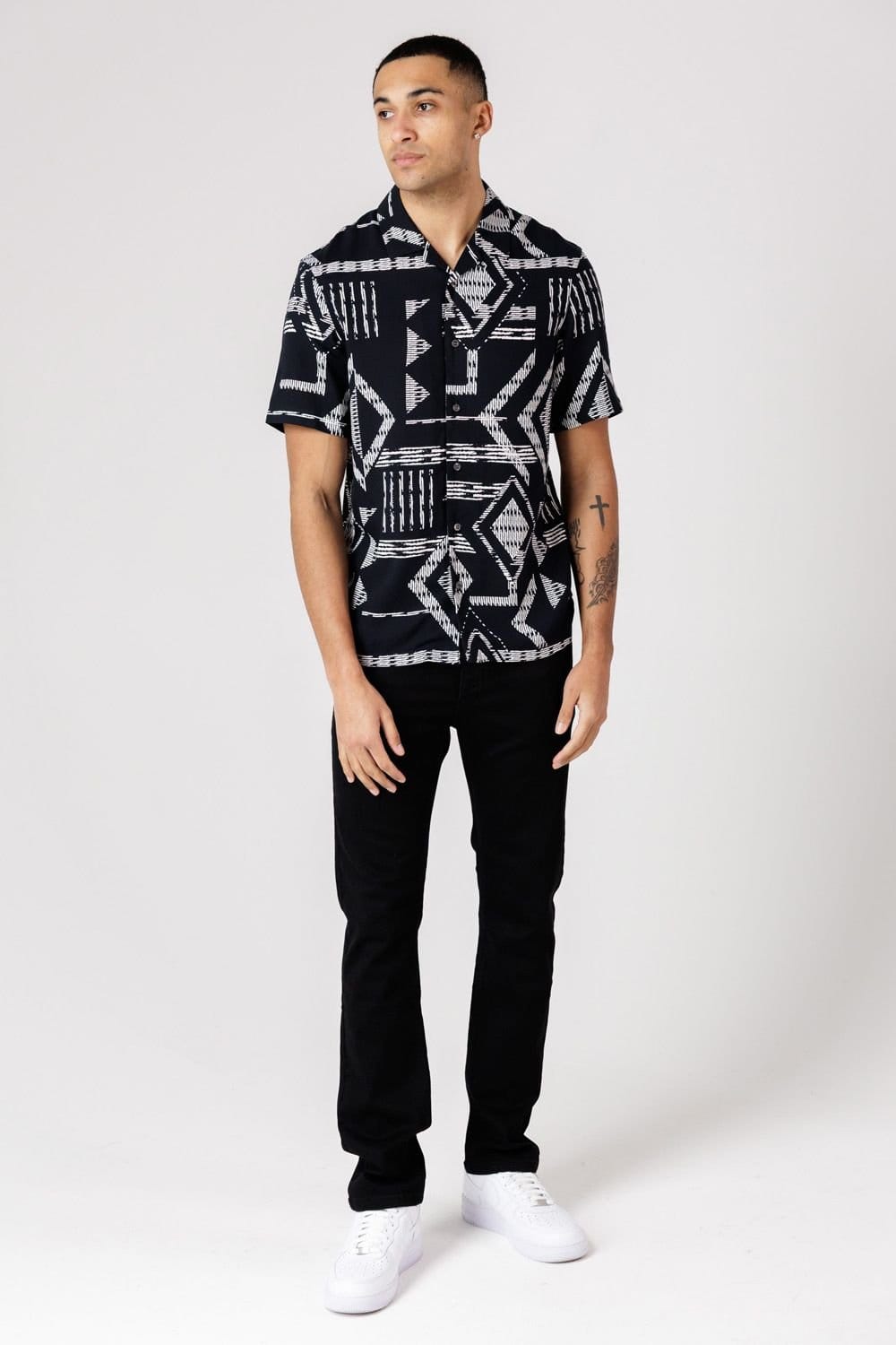 French Connection French Connection Men's Tribal Print Short Sleeve Shirt in Black - 4