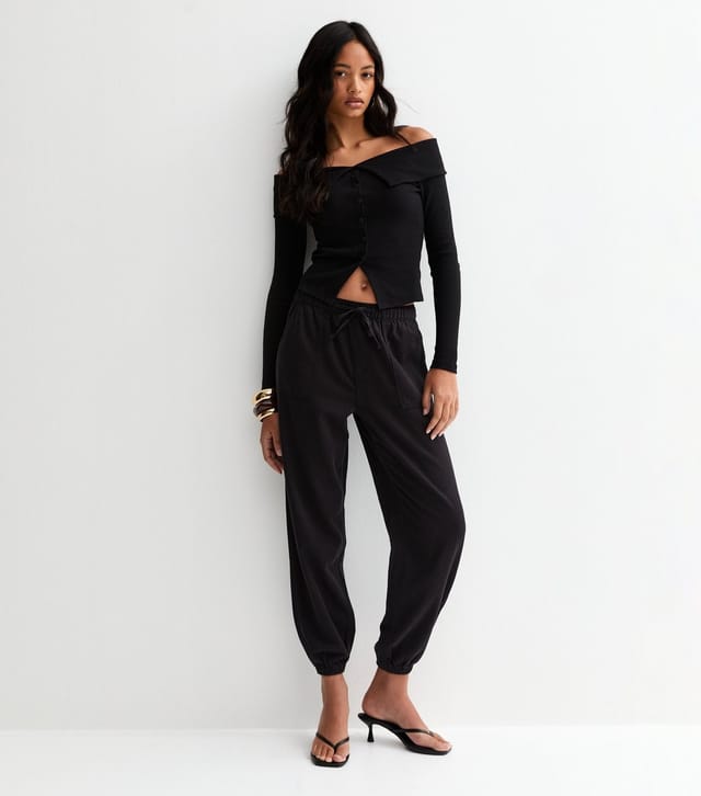 New Look Women's Black Cotton Tapered Cargo Trousers New Look - 3