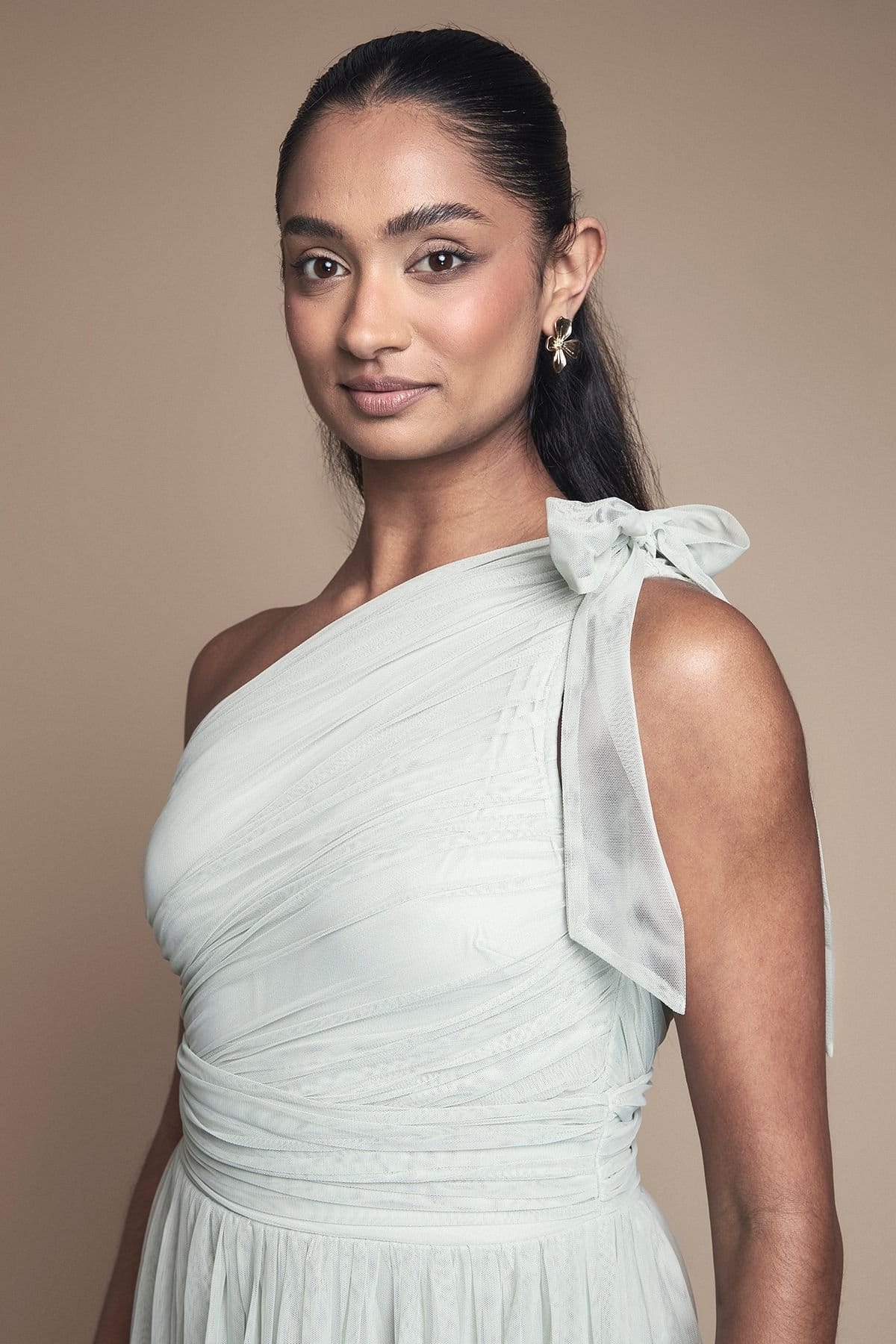 Oasis Oasis Women's Pleated Mesh One Shoulder Tiered Maxi Bridesmaid Maxi Dress in Sage - 4