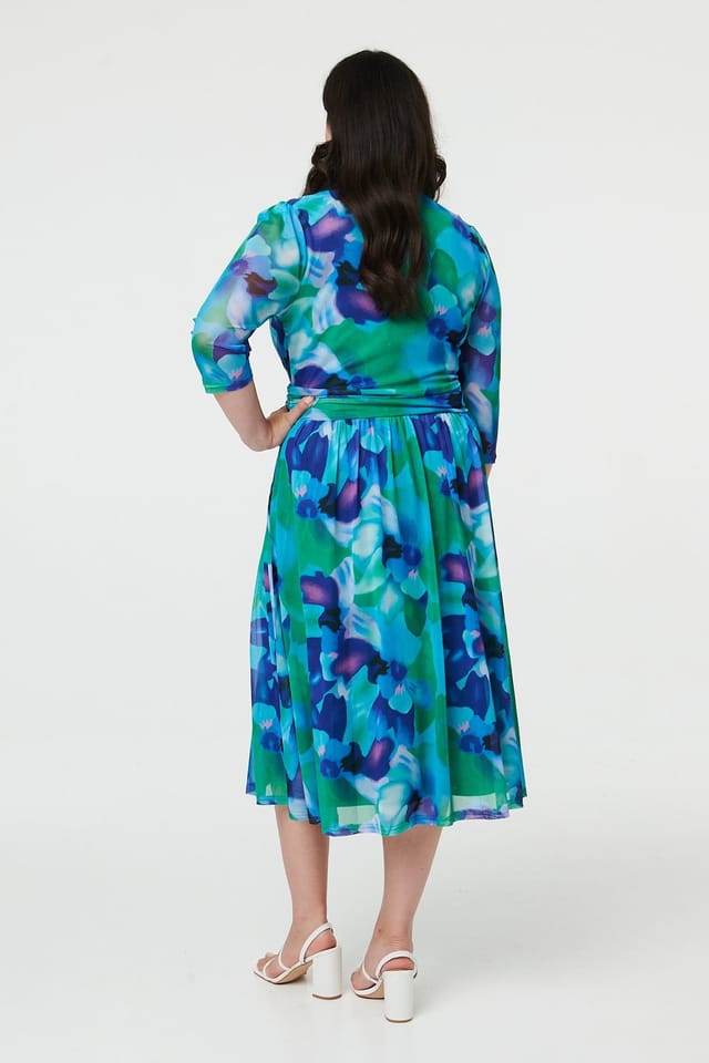 Izabel London Izabel London Women's Curve Printed Pleated Wrap Midi Dress in Blue - 3