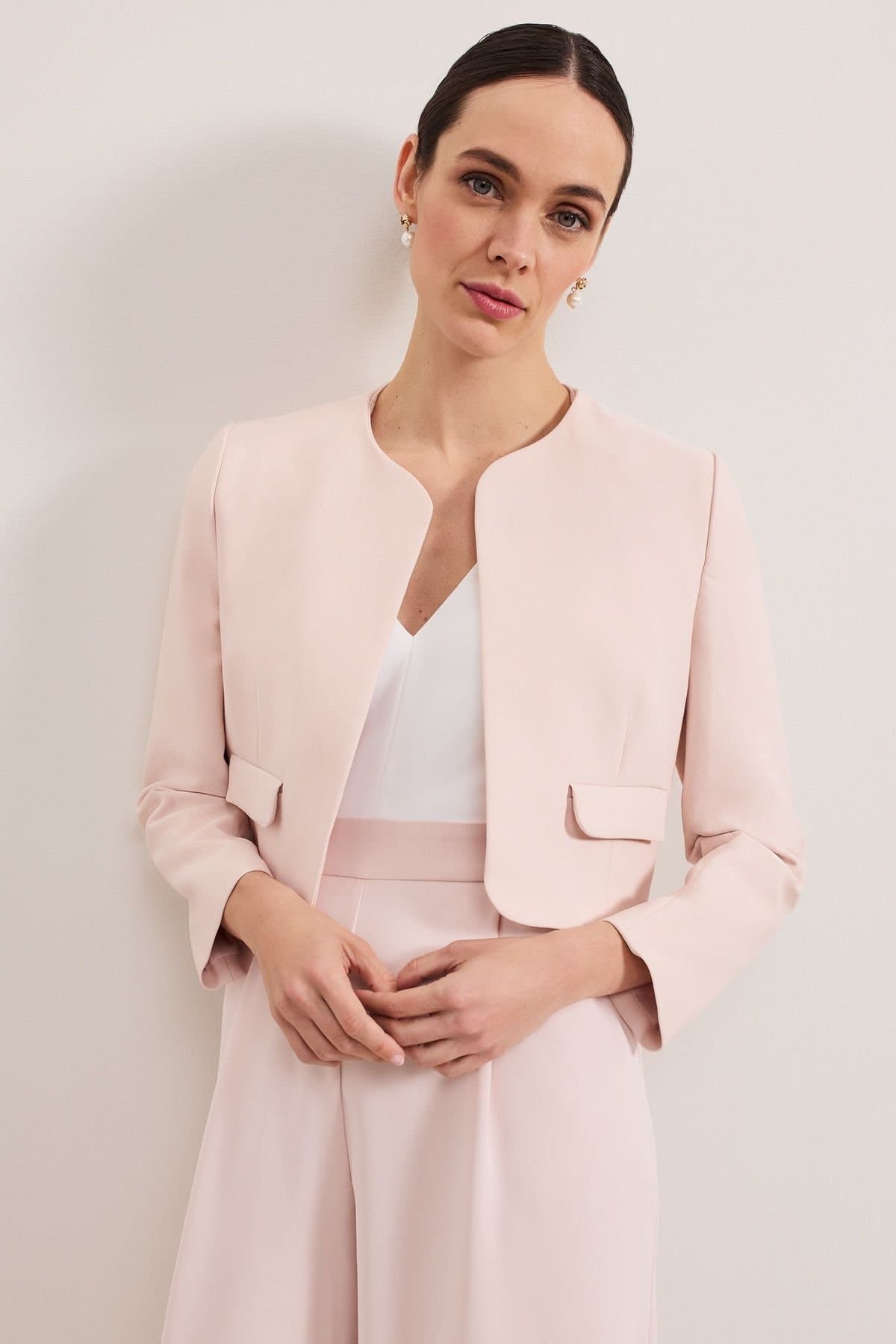 Phase Eight Phase Eight Women's Emma Cropped Tailored Jacket in Baby Pink