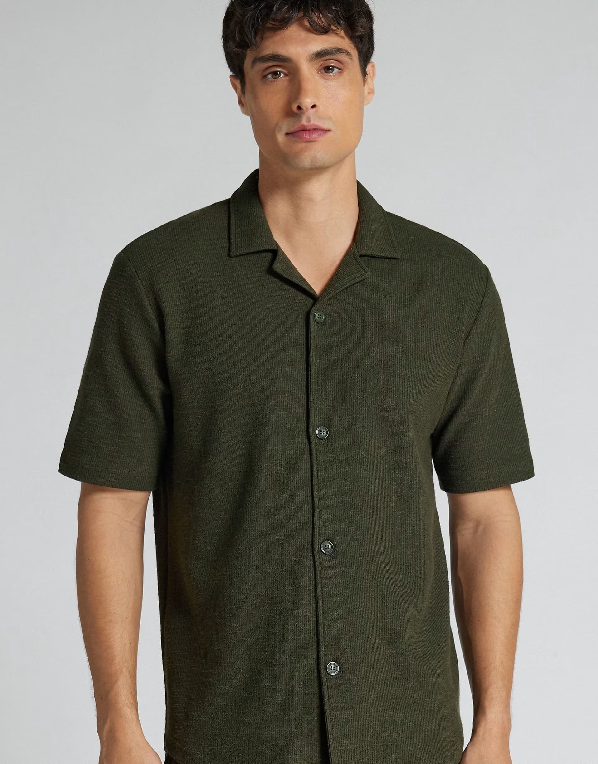 ASOS Intimissimi Short-sleeved bowling shirt in military green