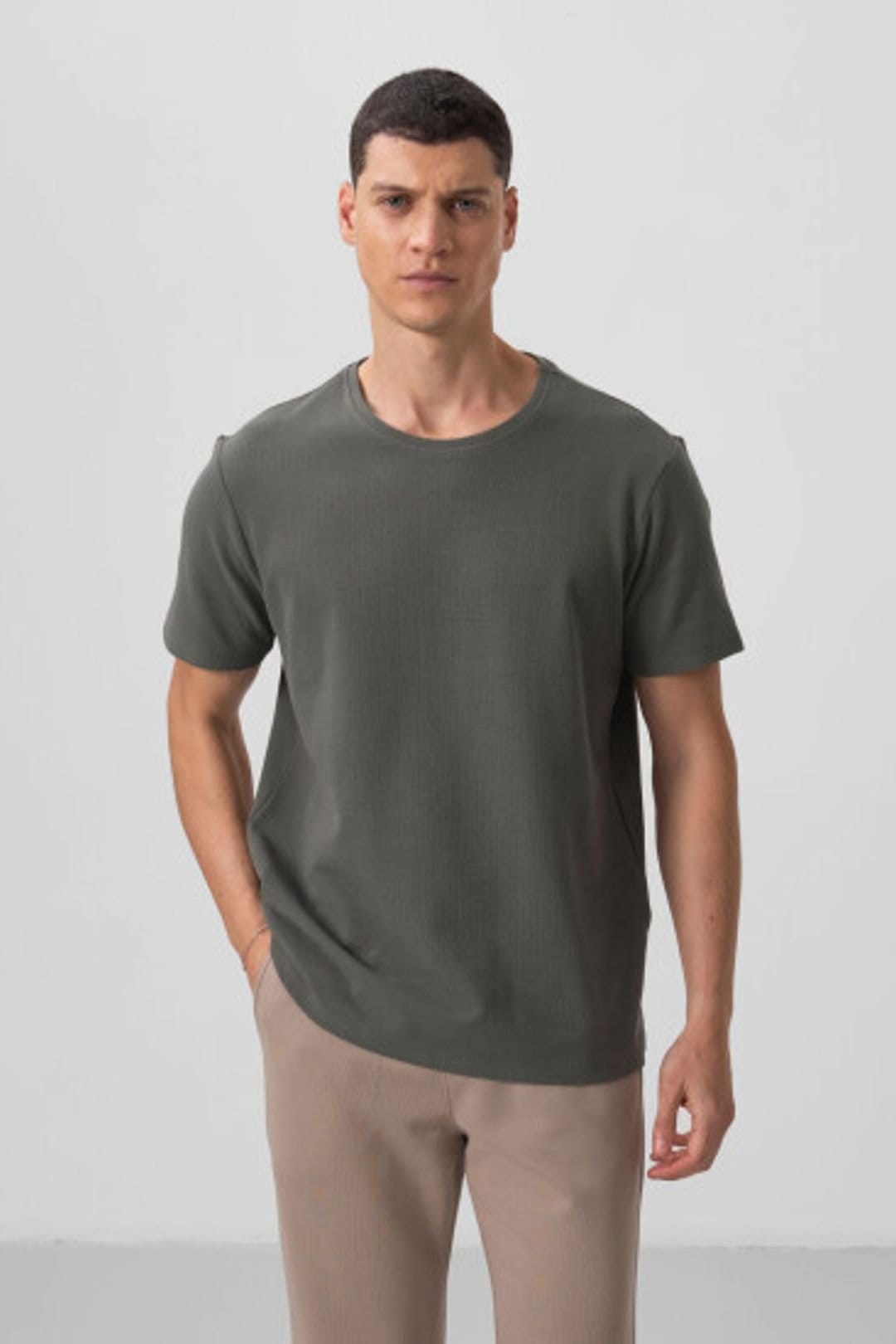 Tommy Life Tommy Life Men's Regular Fit Crew Neck T-Shirt in Khaki - 4