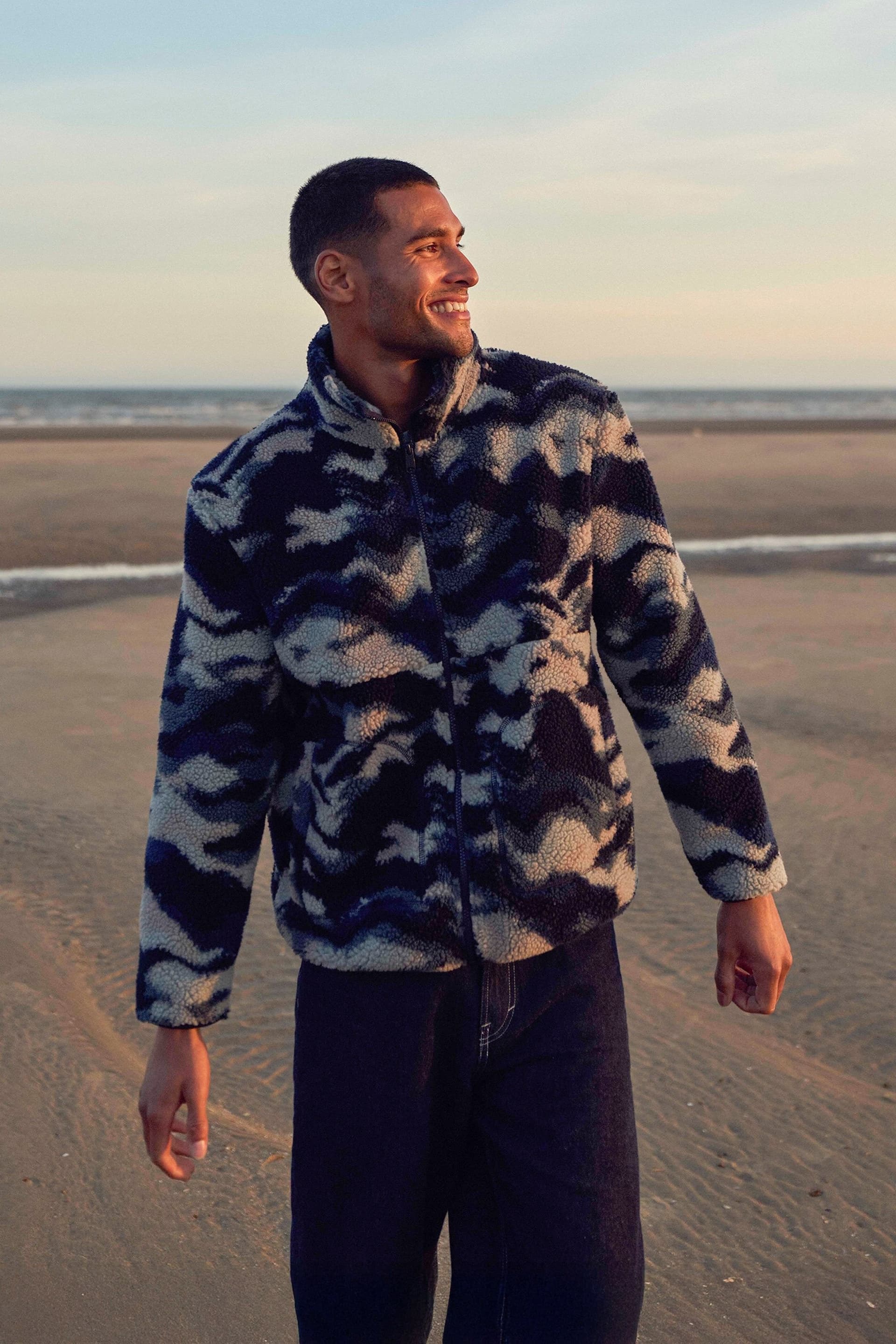 Animal Animal Men's 'Hennie' Printed Full Zip Funnel Neck Zipped Pockets Borg Jacket in Blue