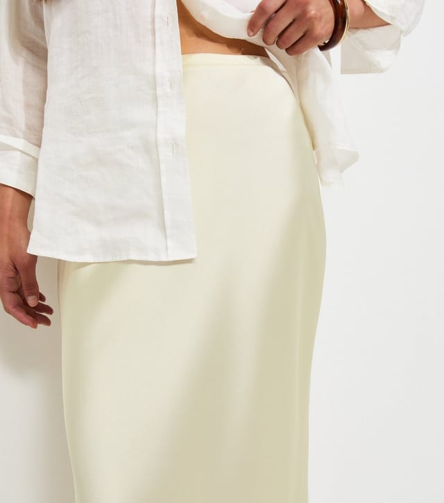 New Look Women's Petite Cream Satin Lace Trim Midi Skirt New Look - 2