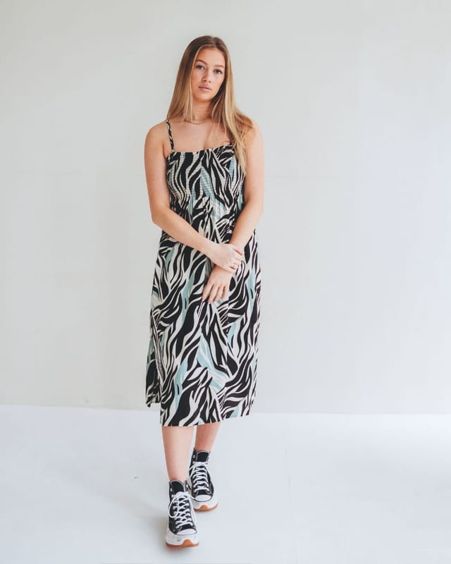 Turtledove London Turtledove London Women's Zuri Multicolour Zebra Twirl Print Multifunctional Maxi Skirt - 2