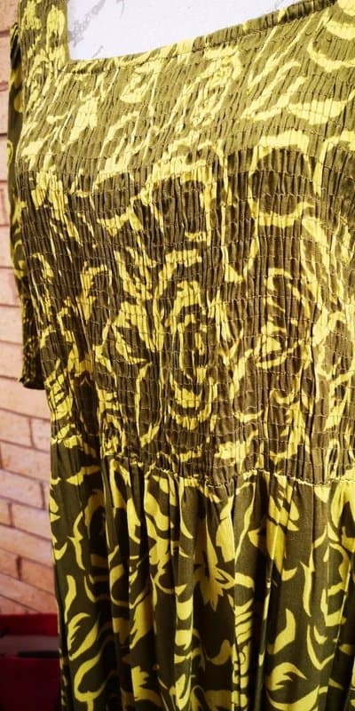 Cerulean New lime green / khaki elastic bodice dress size 18
