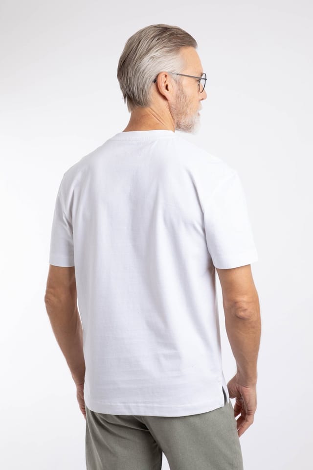 Weird Fish Weird Fish Men's Keaton Super Soft Pocket T-Shirt in White - 3