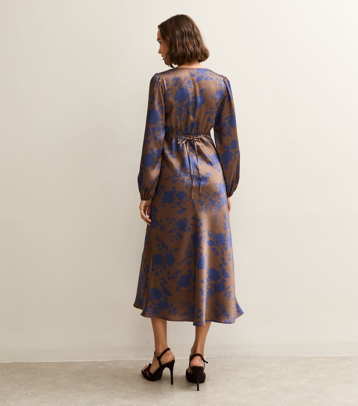 New Look Women's Brown Floral Satin Ruffled Midi Dress New Look - 4
