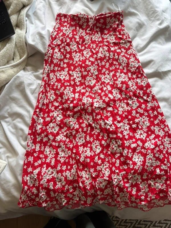 New Look Floral red long skirt