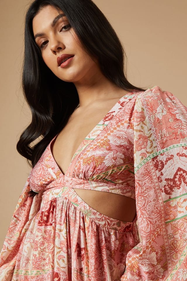 Oasis Oasis Women's Printed Long Sleeve Cut Out Side Detail Maxi Dress in Pink - 3