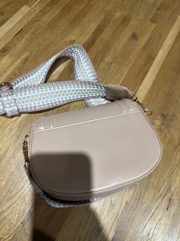 New Look BNWOT new look over should bag