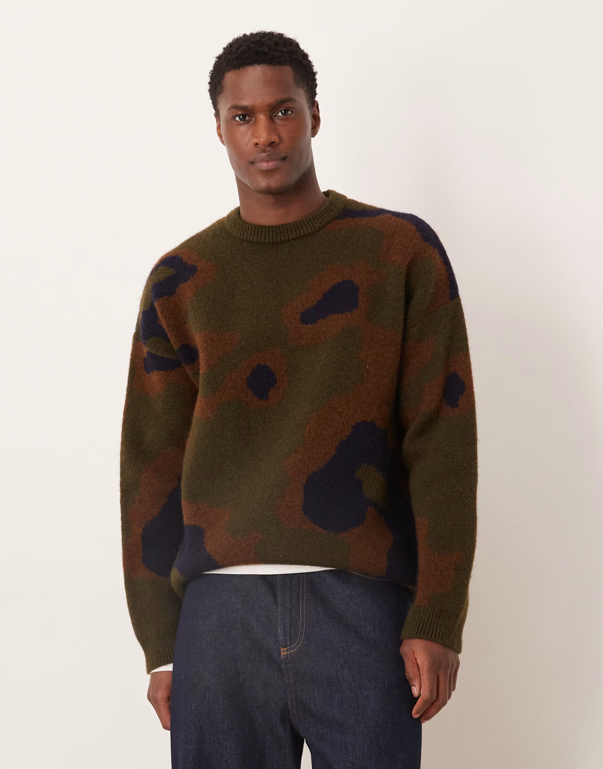 ASOS ASOS DESIGN oversized knitted crew neck jumper in abstract print - 1