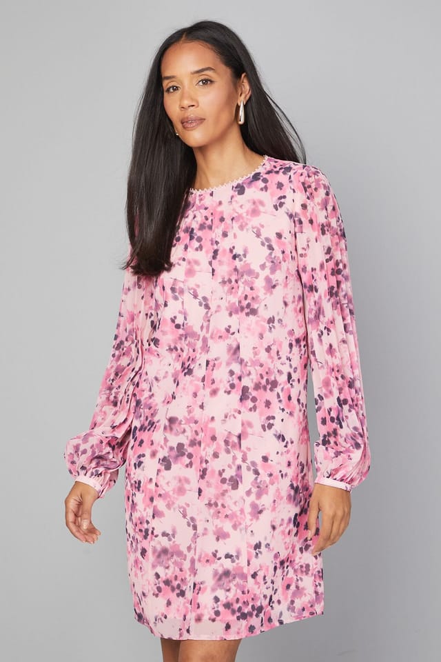Wallis Wallis Women's Pleated Sleeve Lace Trim Shift Dess in Pink - 2