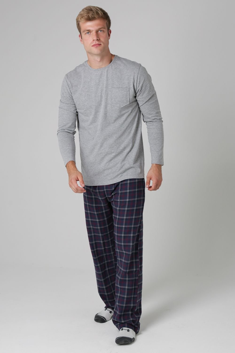Tokyo Laundry Tokyo Laundry Men's Cotton Long Sleeve Pyjama Set - 2