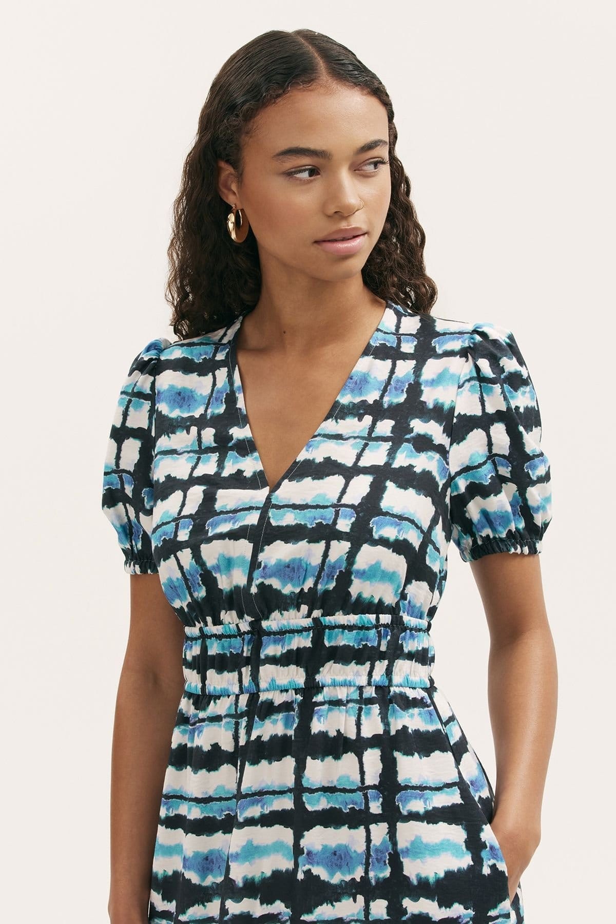 Finery London Finery London Women's Katerina Tie Dye Midi Dress in Aqua - 4