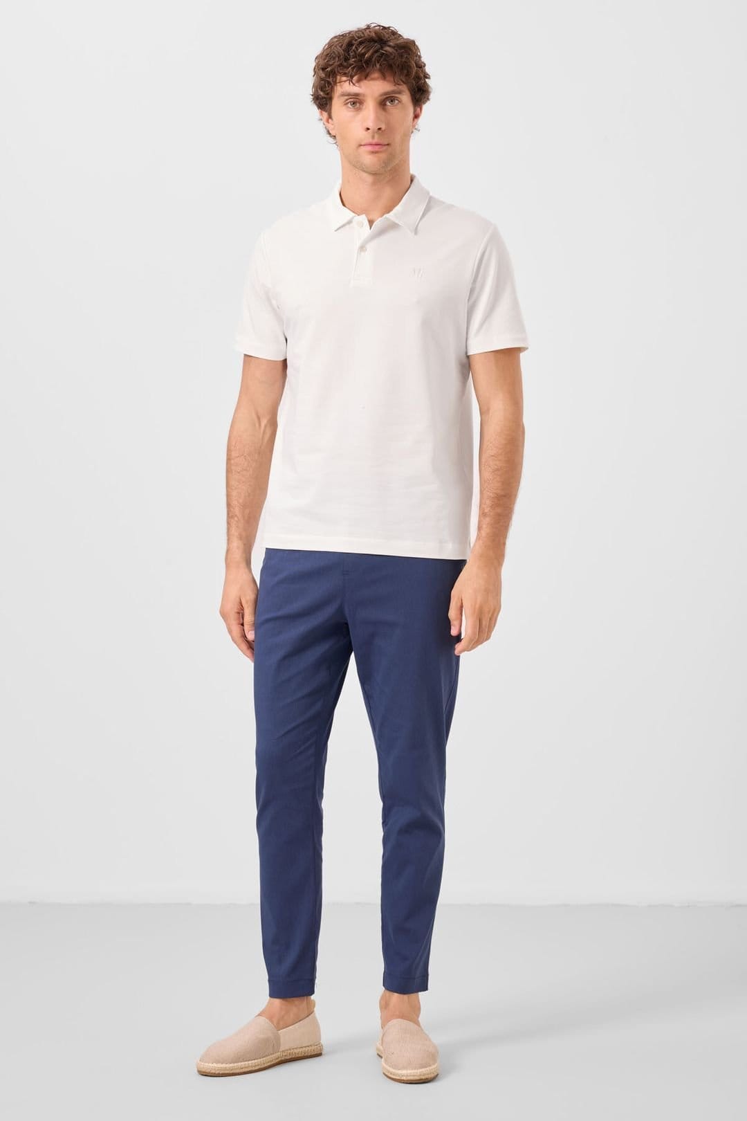 Tommy Life Tommy Life Men's Straight-leg Gabardine Chinos in Navy - 4