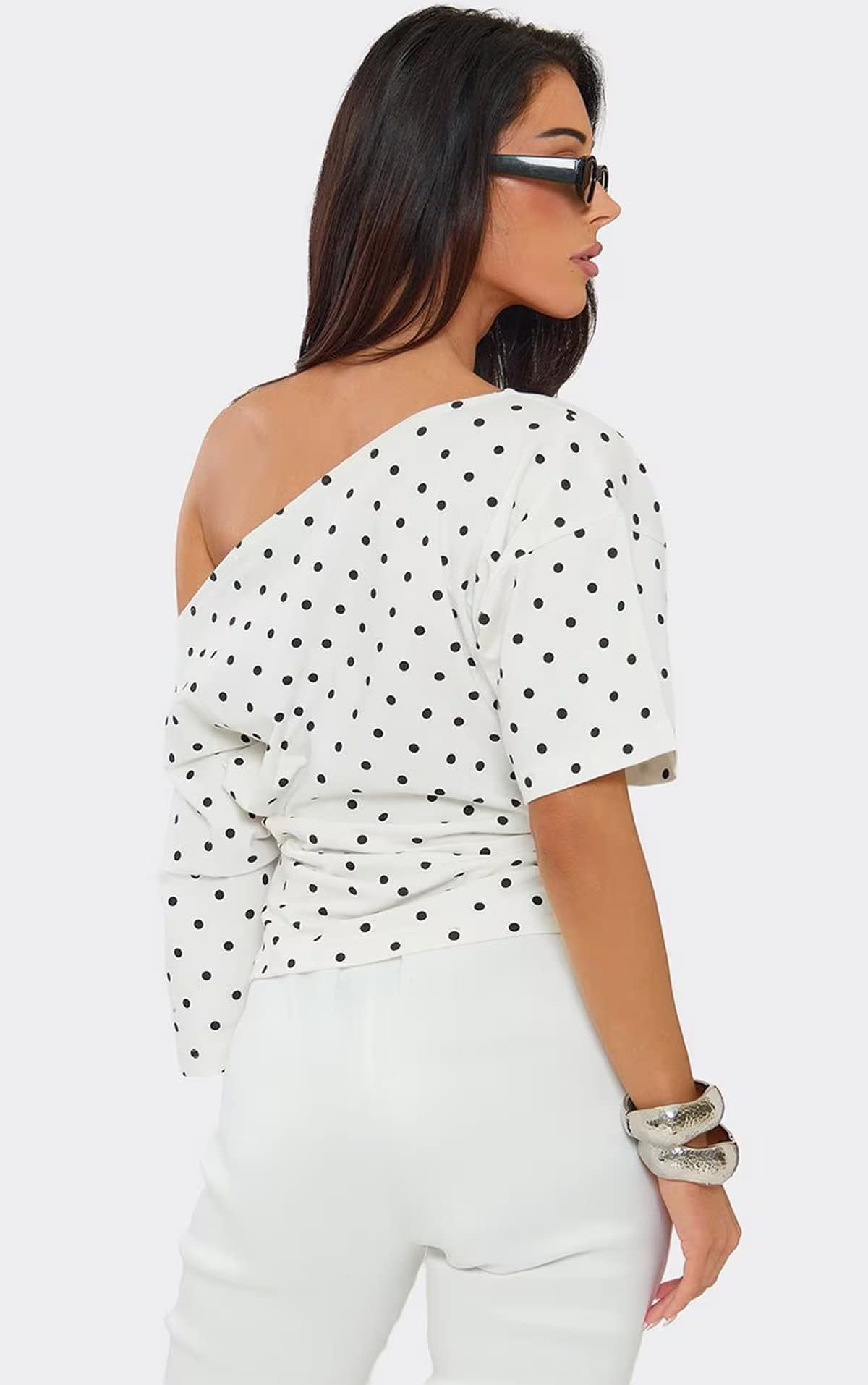 EGO Off The Shoulder Cinched Waist T-Shirt In White Polka Dot., Women's Size UK 8