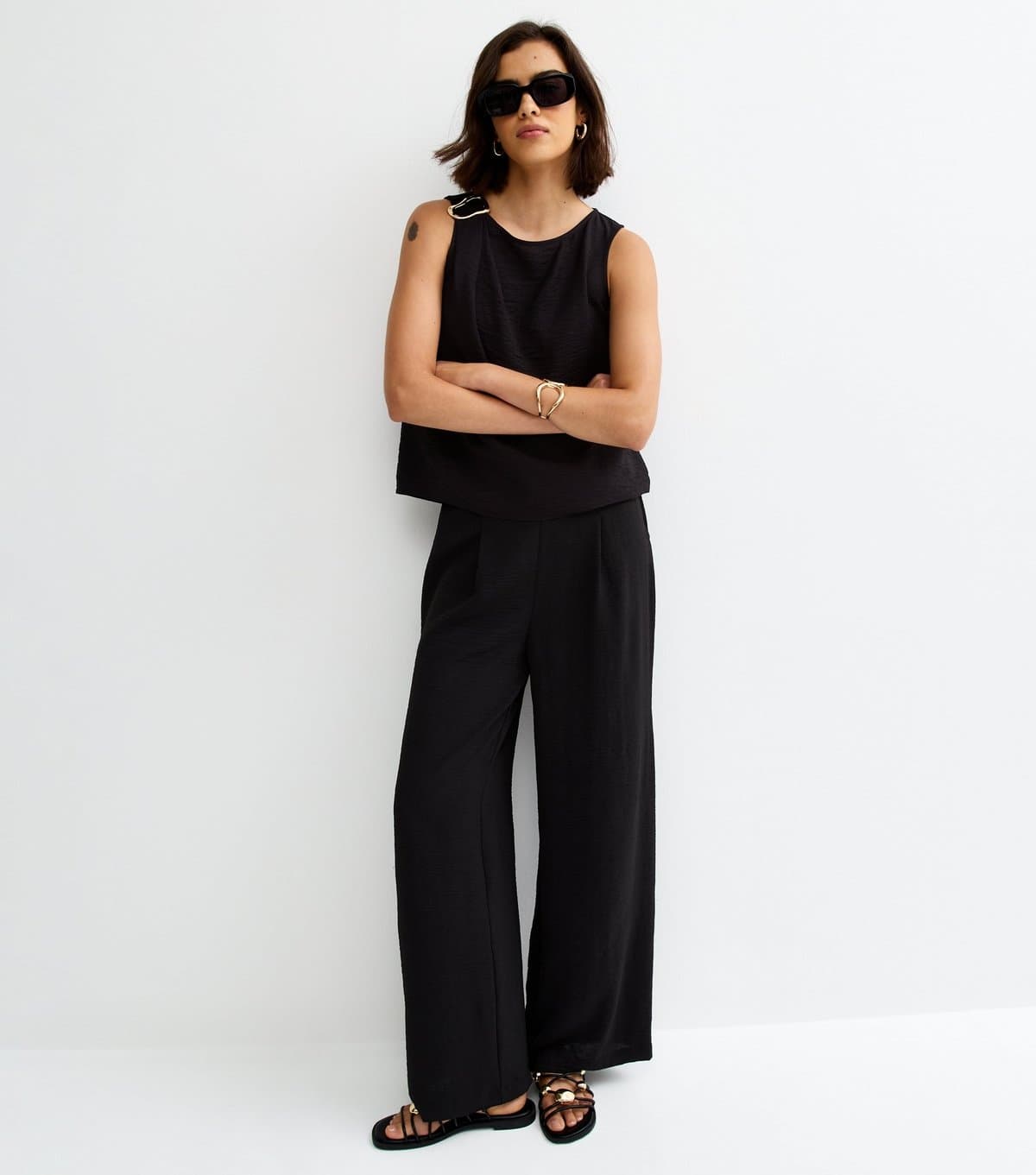 New Look Women's Black Loose Fit Wide Leg Trousers New Look