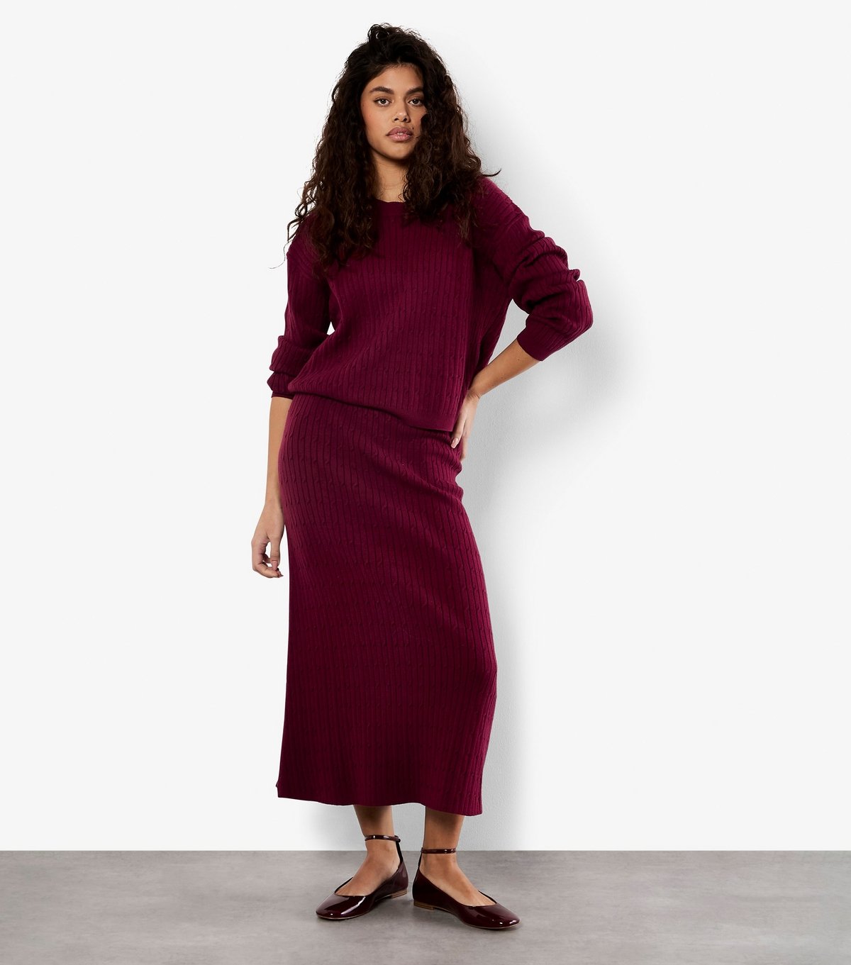 Apricot Women's Burgundy Cable Knit Jumper Apricot New Look - 4