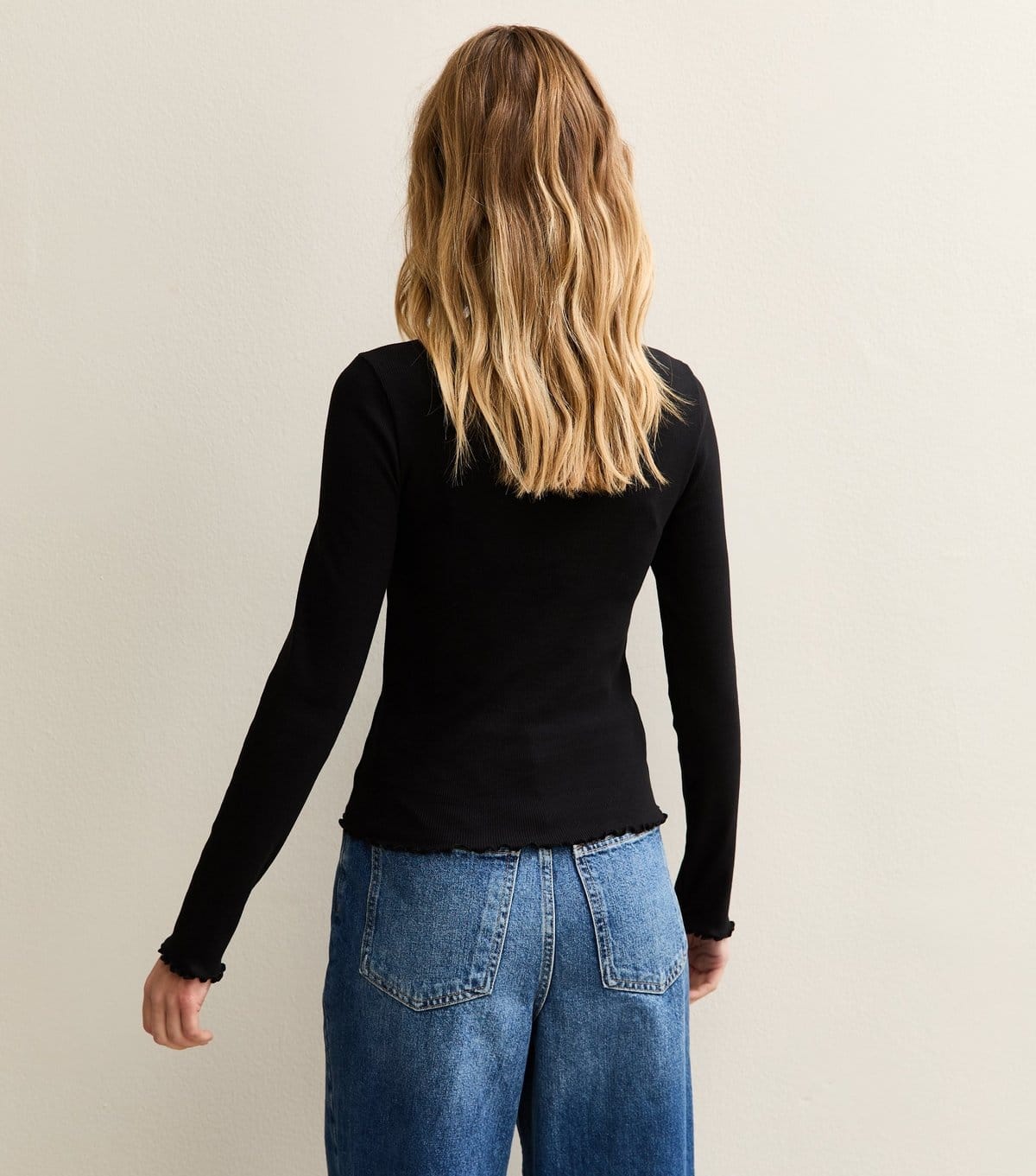 New Look Women's Black Ribbed Long Sleeve Babylock T-Shirt New Look - 4