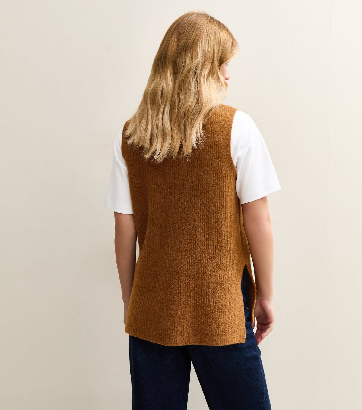 New Look Women's Tan Ribbed Crew Neck Vest New Look - 4