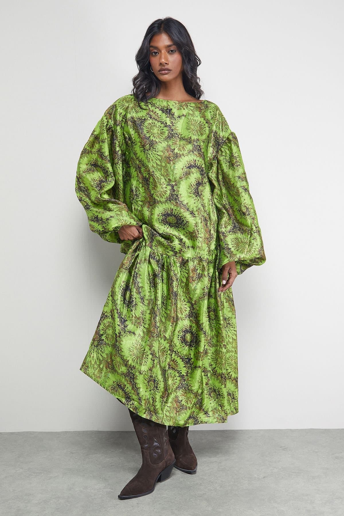 Warehouse Warehouse Women's Textured Organza Asymmetric Seam Volume Sleeve Midi Dress in Floral