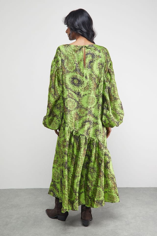 Warehouse Warehouse Women's Textured Organza Asymmetric Seam Volume Sleeve Midi Dress in Floral - 3