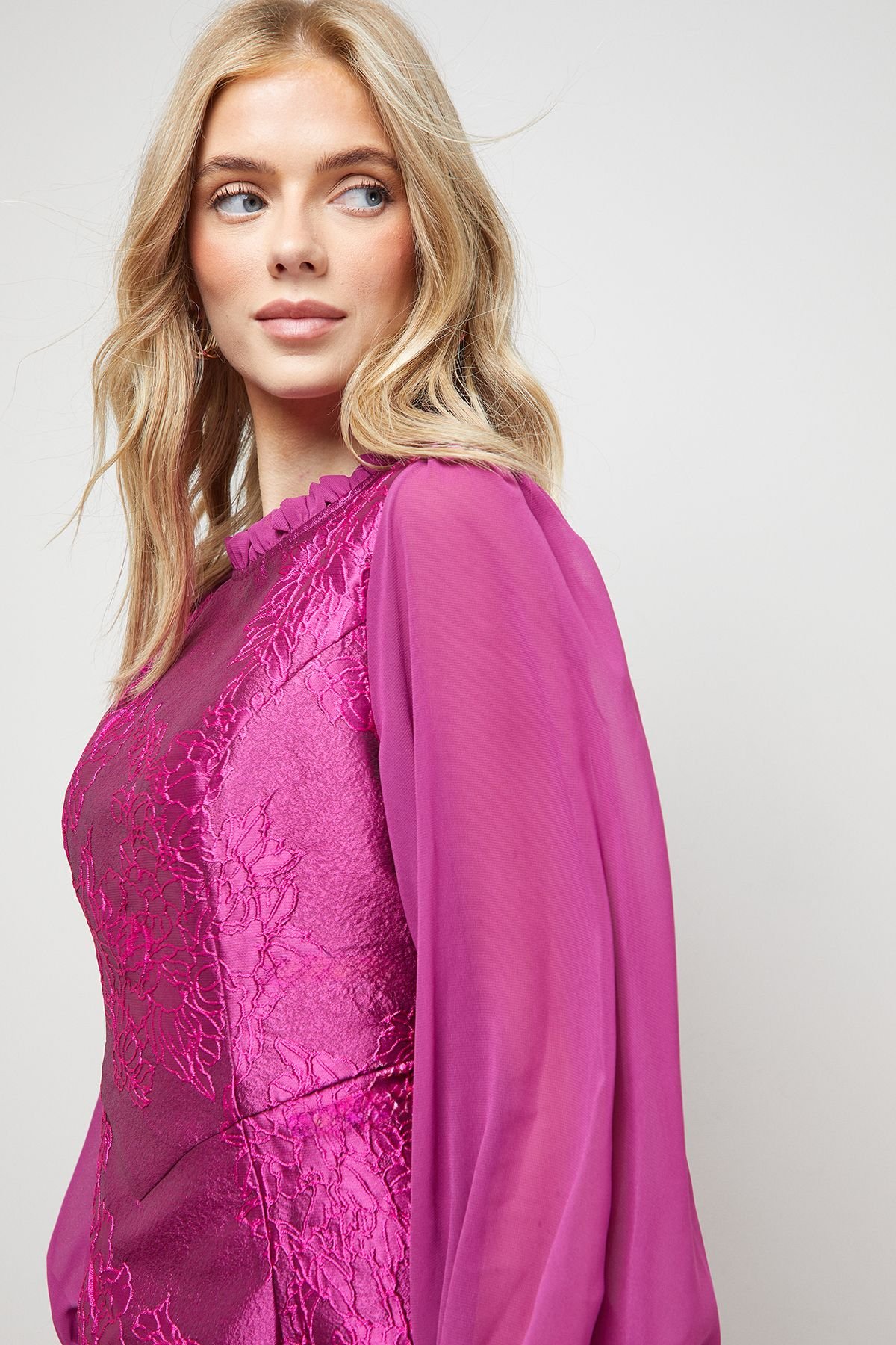 Oasis Oasis Women's Structured Jacquard Fit & Flare Mini Dress With Chiffon Sleeve in Purple - 4