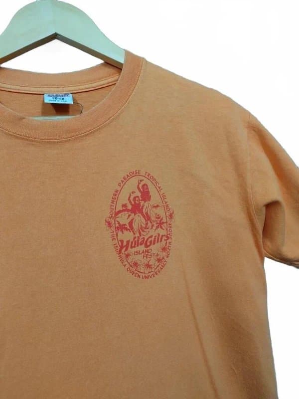 barns outfitters Barns Outfitters Orange Hula Girls Graphic T-Shirt USA Made Size Medium Short
