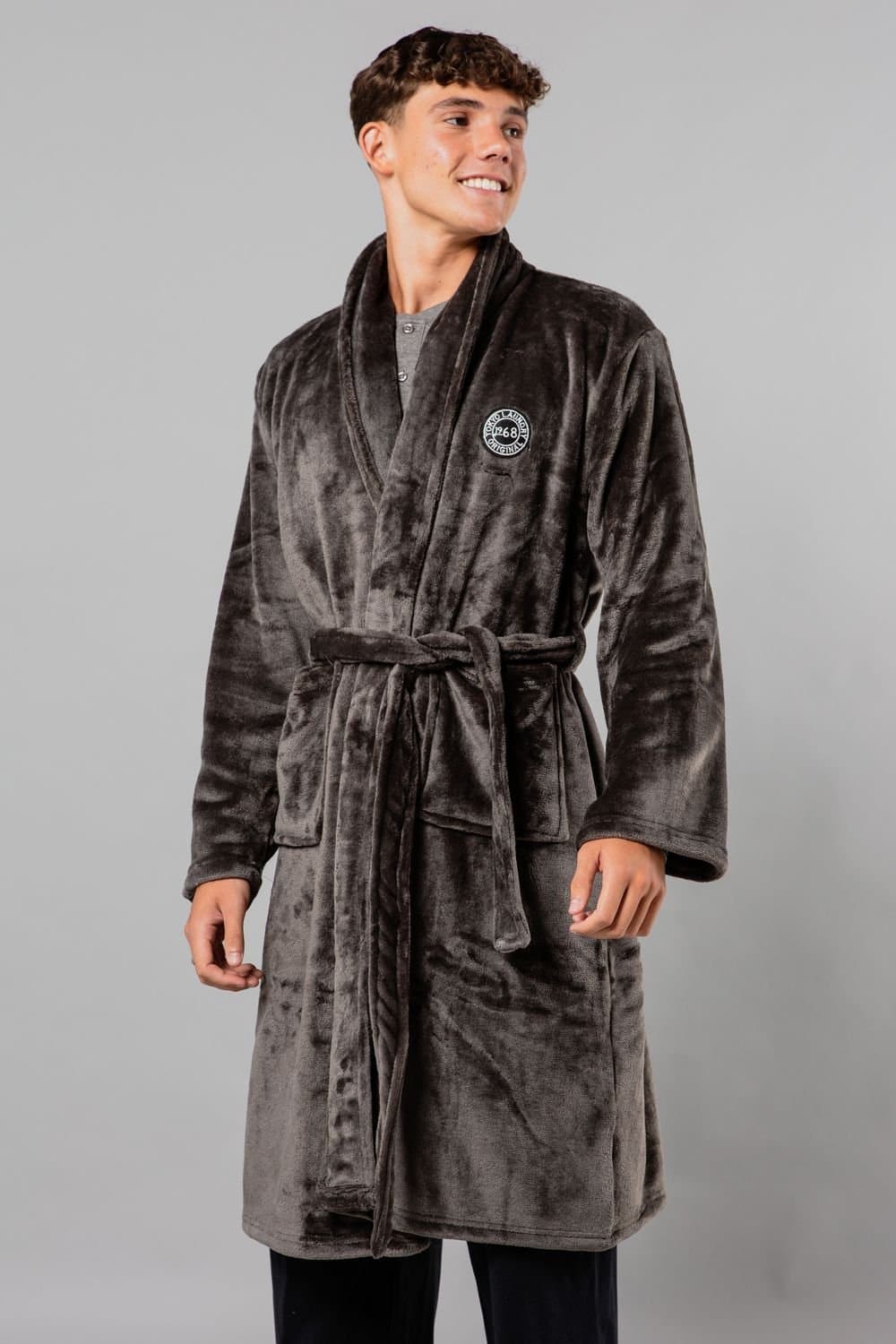 Tokyo Laundry Tokyo Laundry Men's Plush Shawl Collar Dressing Gown in Dark Grey
