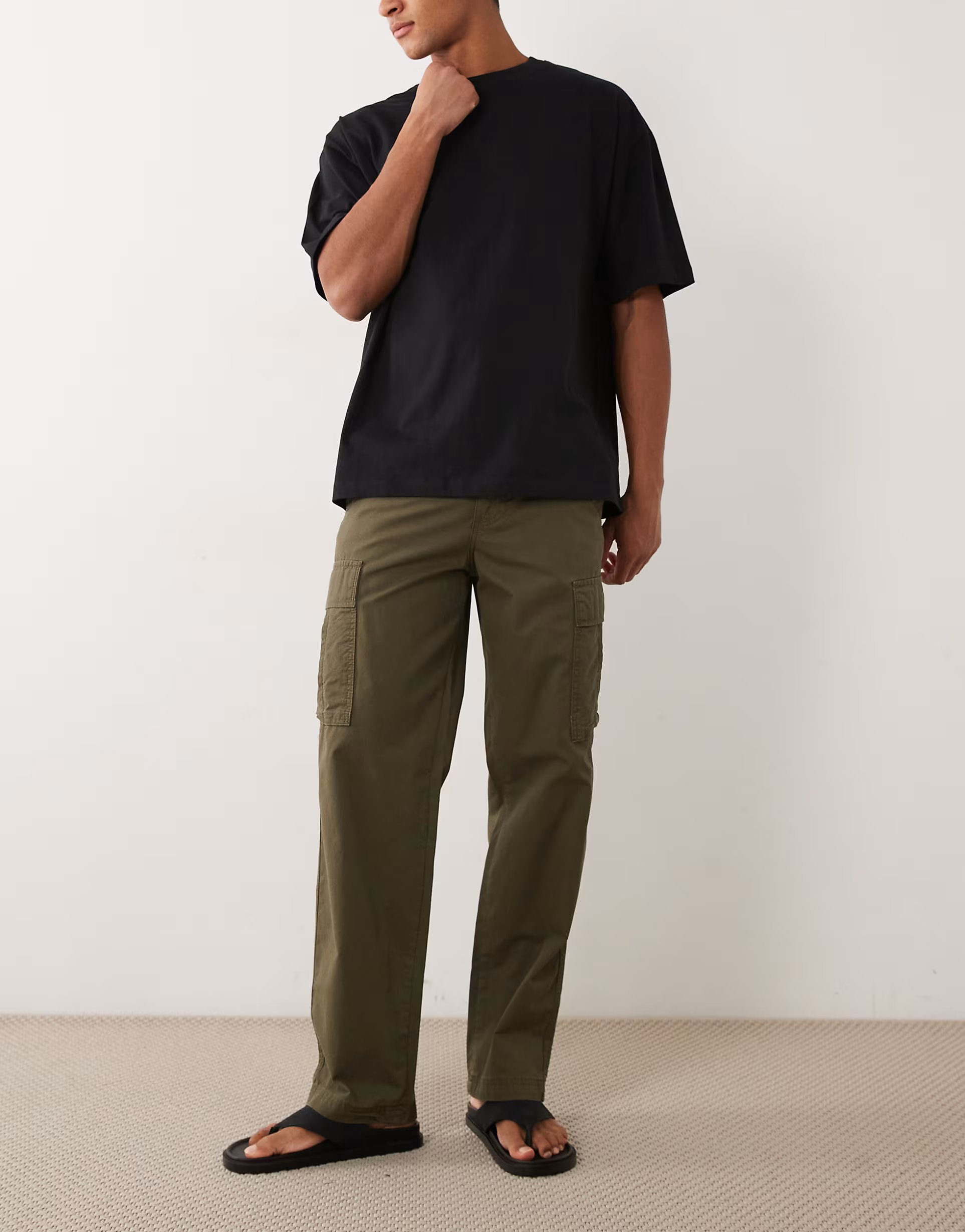 ASOS JJ Rebel straight fit cargo in green - 1