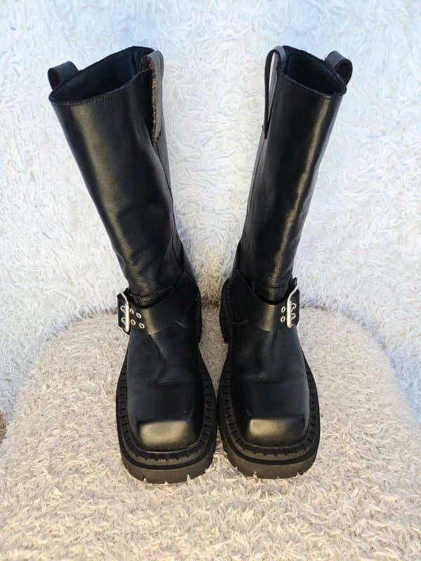 ASOS Asos black leather chunky boots 6.5