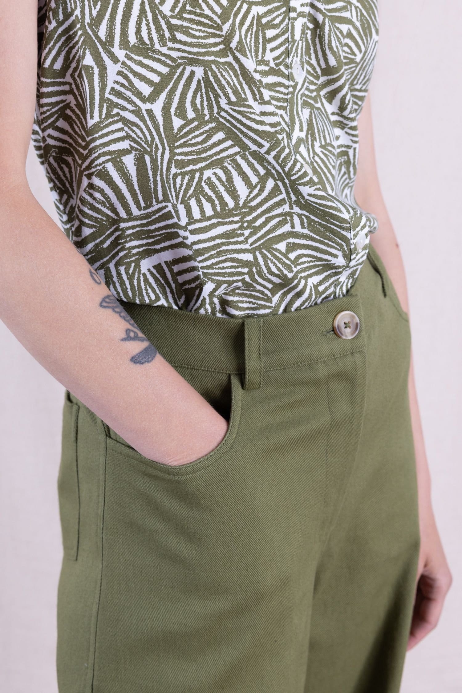 Nomads Clothing Nomads Clothing Women's Women Cotton Drill Wide Leg Trousers in Green - 4