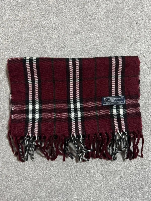 Burberry Burberry Red and Black Lambs Wool Check Scarf - 1