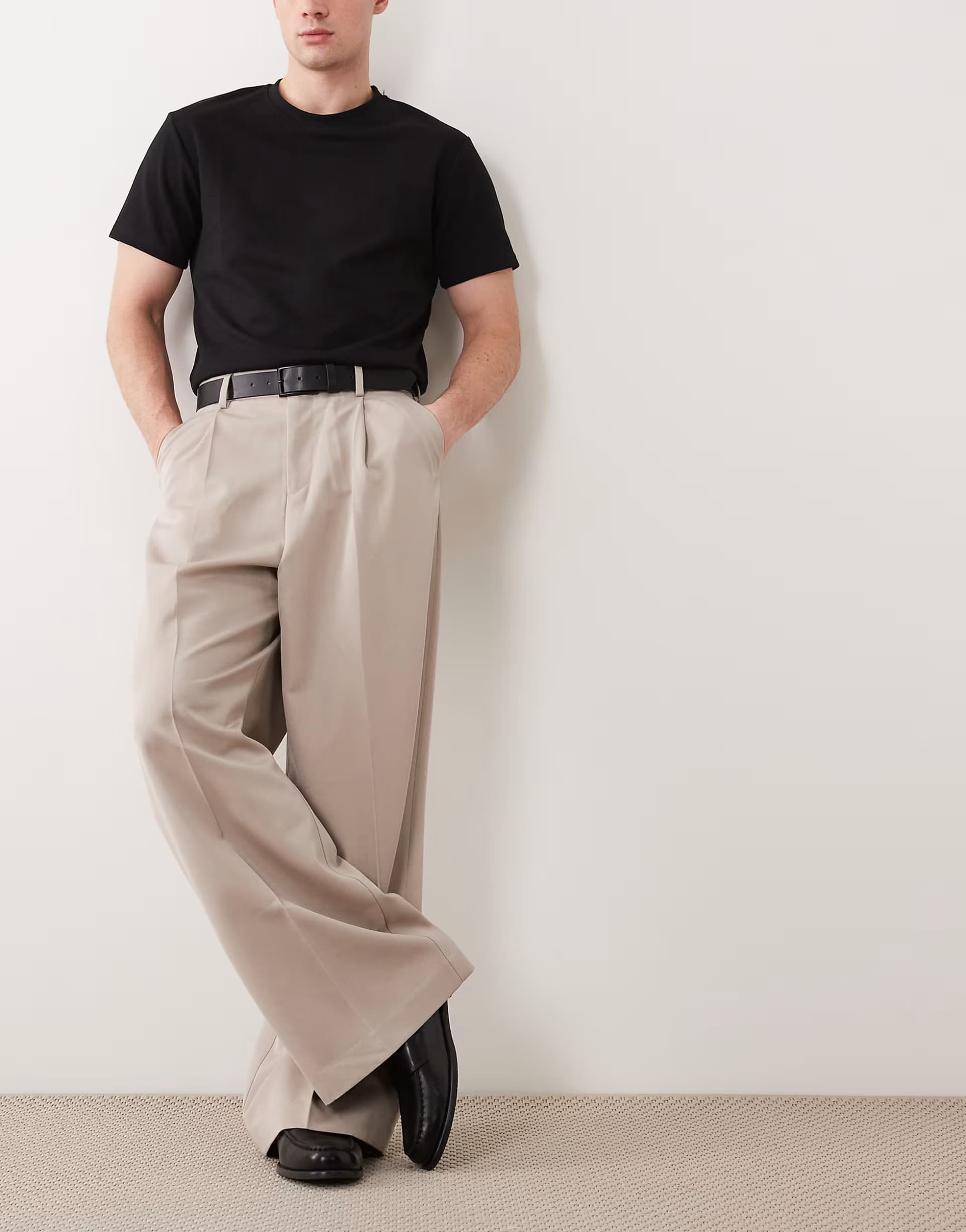 ASOS ASOS DESIGN smart pleated loose leg trousers in dark stone