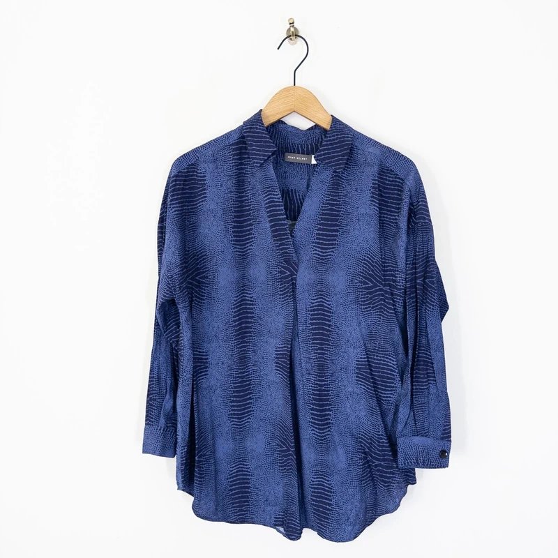 Mint Velvet Mint Velvet Blue Snake Print Blouse Size S 8 10 V Neck Collared Longline Fit - 1