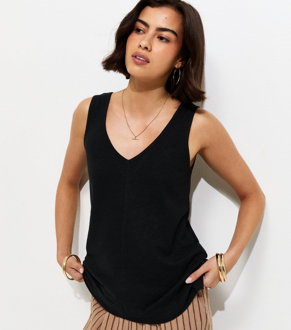New Look Black Premium Linen Rich V-Neck Vest