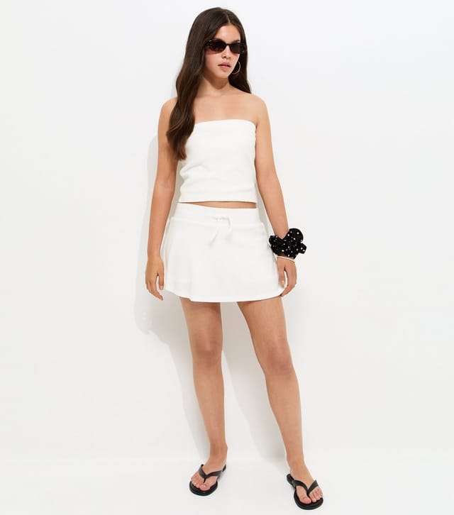 New Look Girls' Off White Waffle Texture Bandeau Top New Look - 3