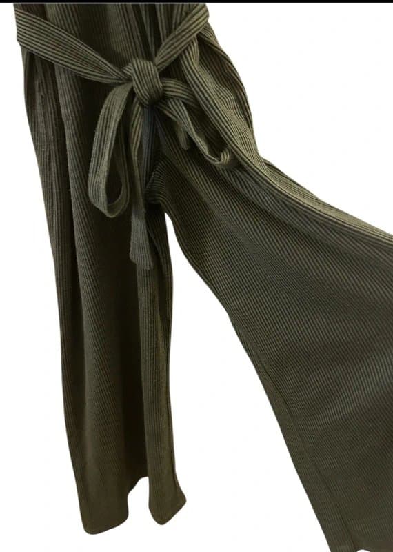 ASOS ASOS Women's Ribbed Knitted Jumpsuit. Size 10.