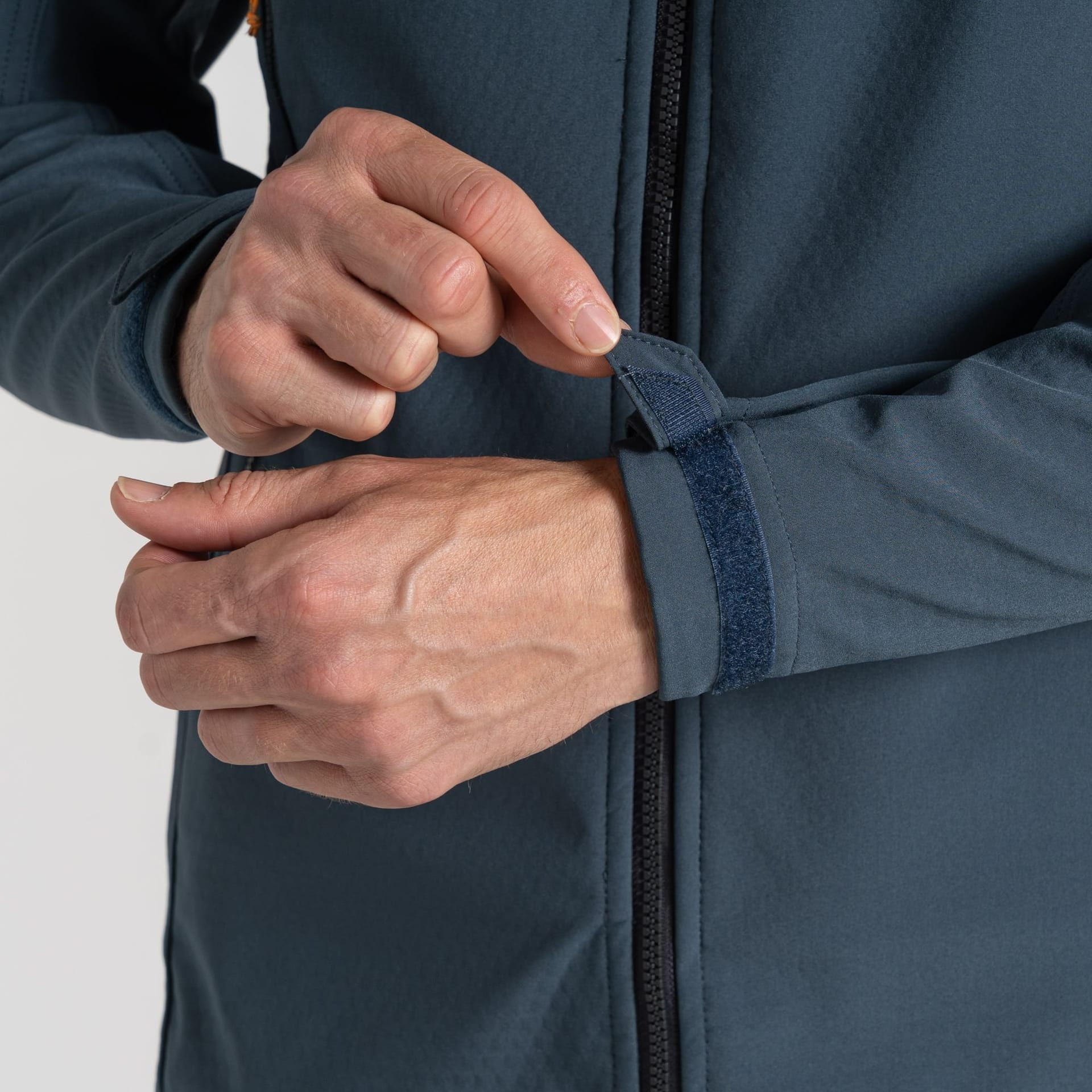 Craghoppers Craghoppers Men's 'Seer' Hooded Jacket in Navy - 4