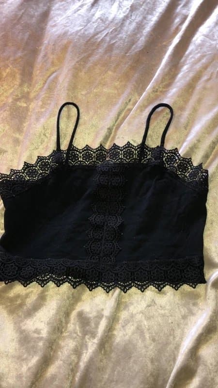 New Look Women’s lace detail vest crop top size XS/6