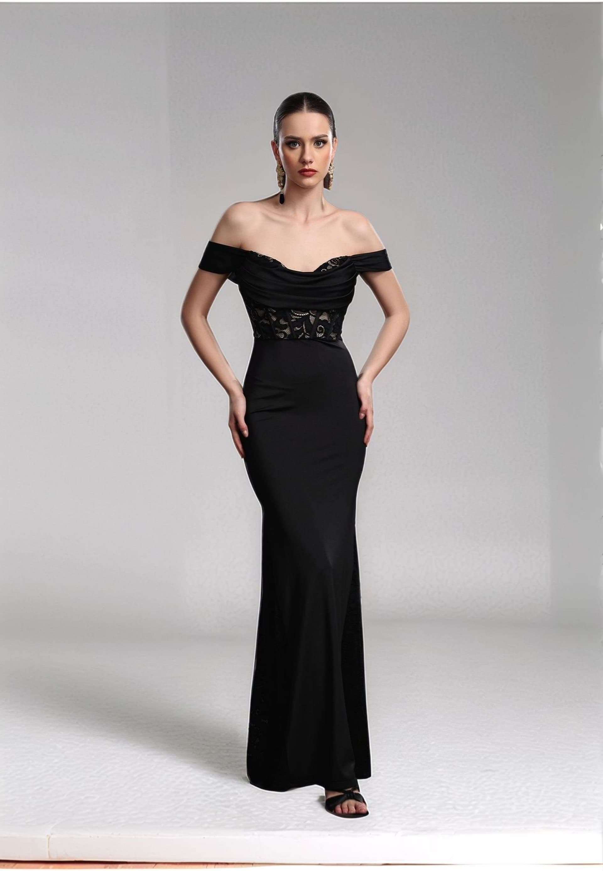 Divine Grace Divine Grace Women's Black Lace Off-Shoulder Maxi Dress