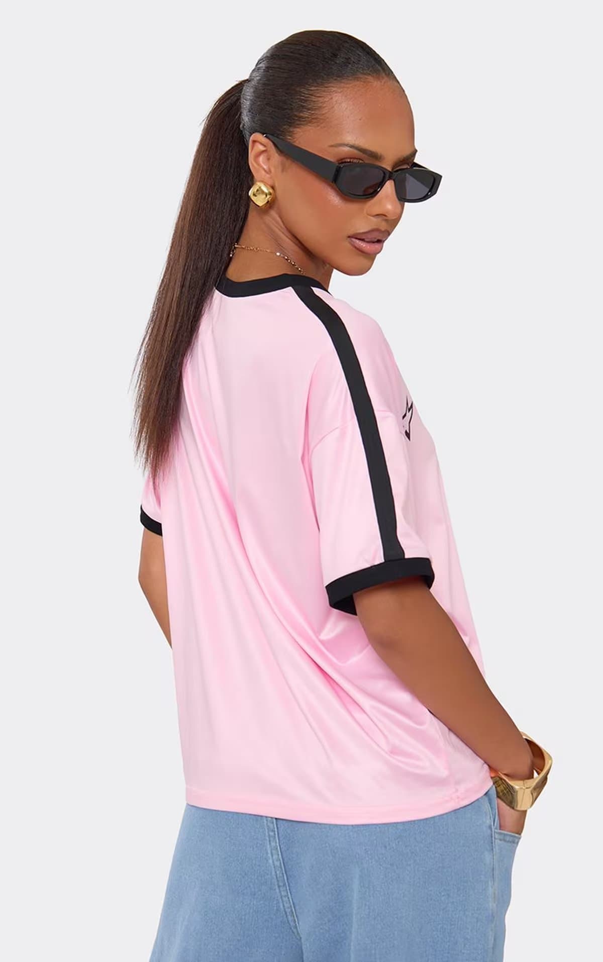 EGO Short Sleeve Contrast V Neck Graphic Detail Oversized T-Shirt In Pink, Women's Size UK 6
