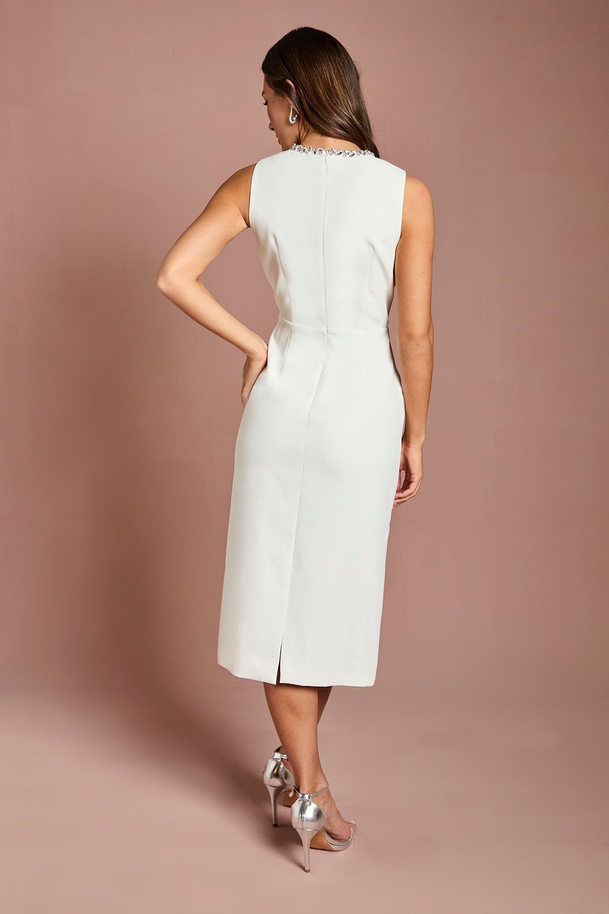 Coast Coast Women's Sleeveless Crepe Midi Dress With Diamante Bow Detail in Ivory - 3